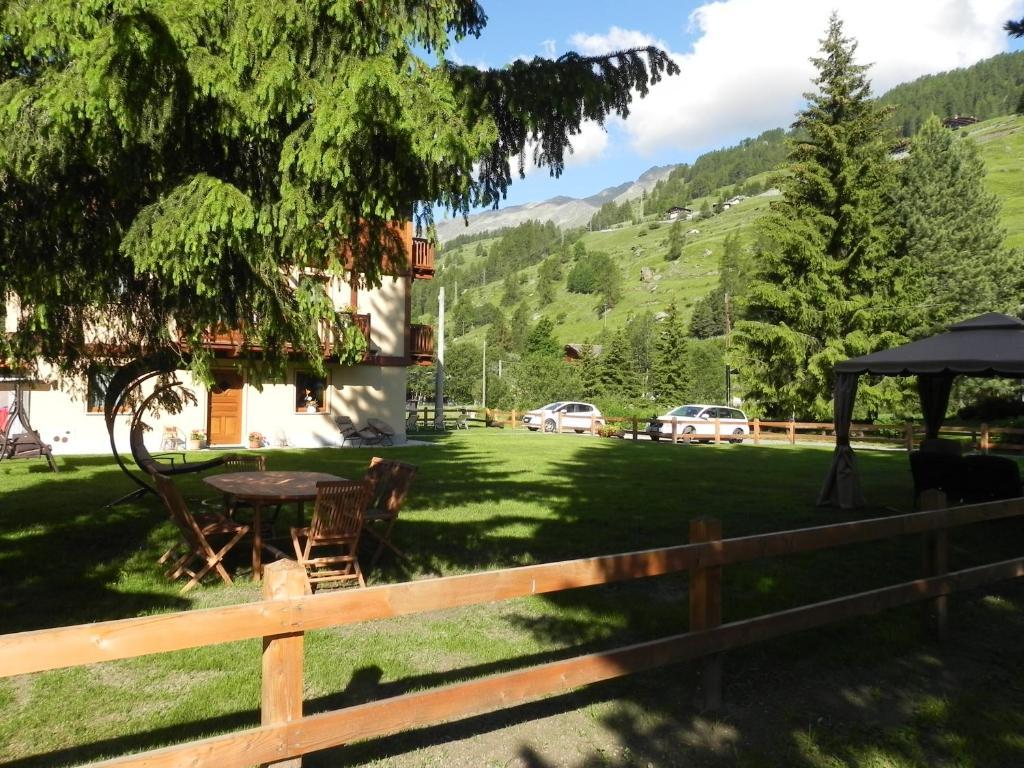 Villa Americana Chambres D'Hotes Champoluc Exteriör bild