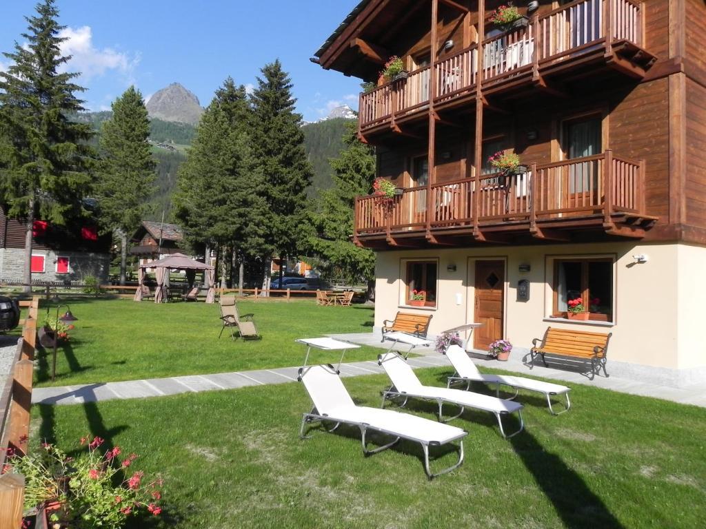 Villa Americana Chambres D'Hotes Champoluc Exteriör bild