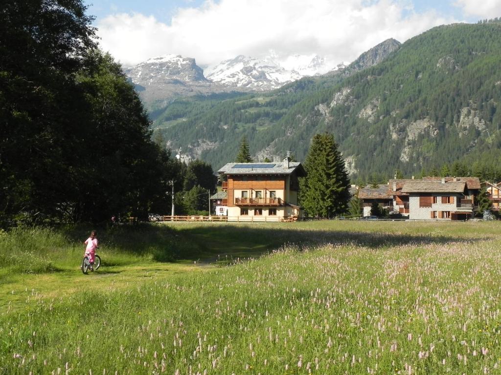 Villa Americana Chambres D'Hotes Champoluc Exteriör bild
